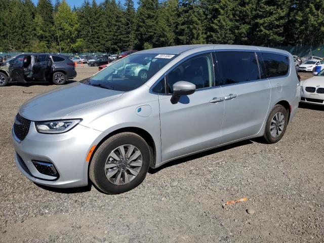  Salvage Chrysler Pacifica