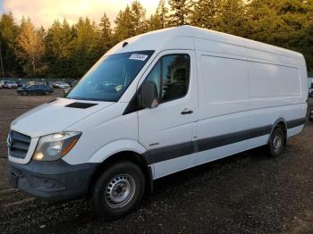  Salvage Mercedes-Benz Sprinter