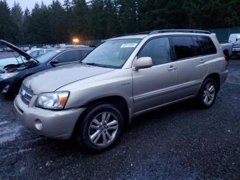  Salvage Toyota Highlander