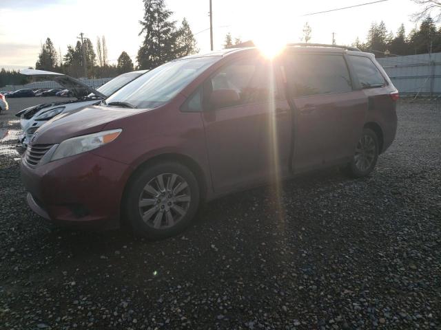  Salvage Toyota Sienna