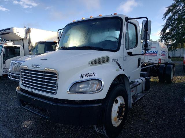  Salvage Freightliner M2 106 Med