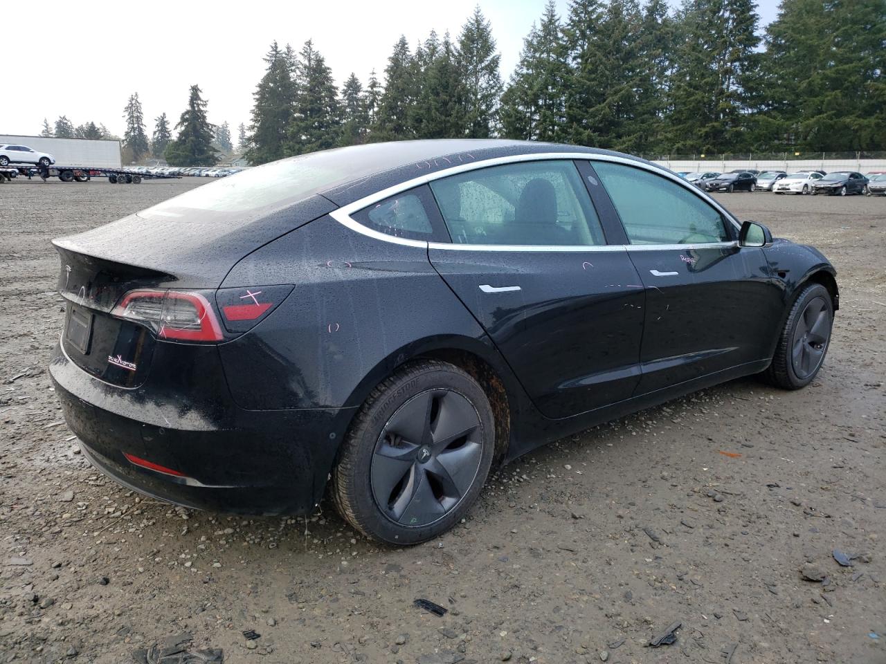Tesla Model 3 Image 11