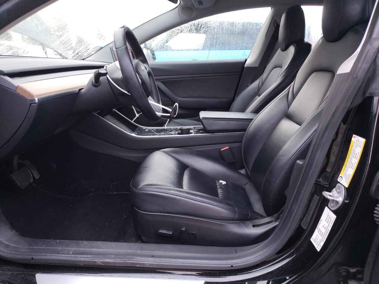 Tesla Model 3 Image 3