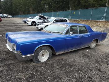  Salvage Lincoln Continental