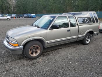  Salvage Chevrolet S-10