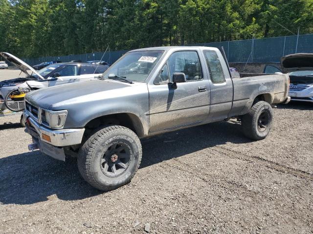  Salvage Toyota Pickup