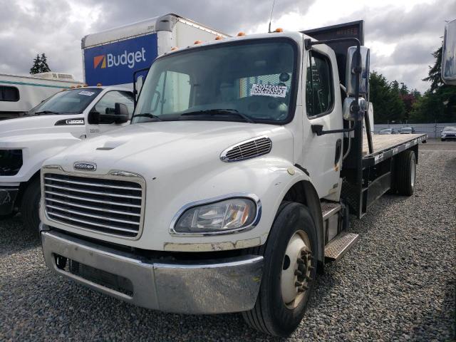  Salvage Freightliner M2 106 Med