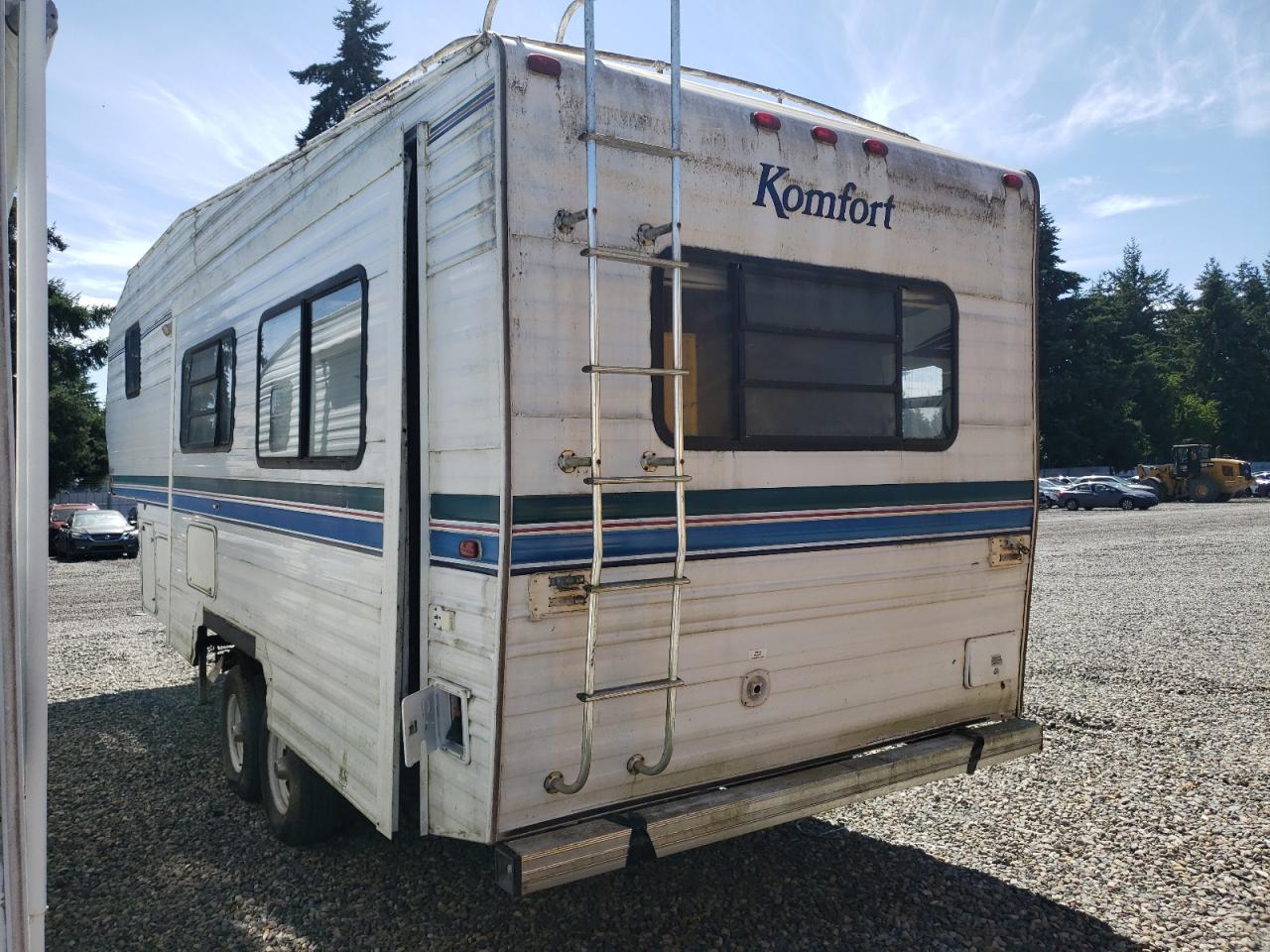 Komfort Fifth Whee Image 9