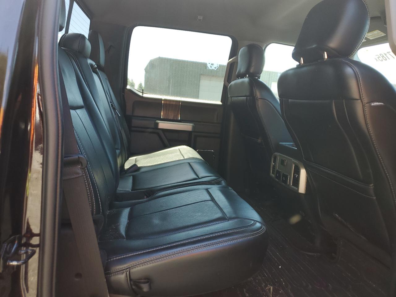 Ford F-150 Supercrew Image 10