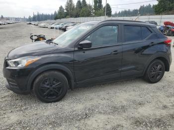 Salvage Nissan Kicks