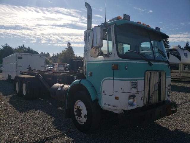  Salvage Volvo Xpeditor