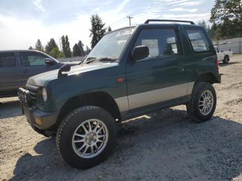  Salvage Mitsubishi Montero