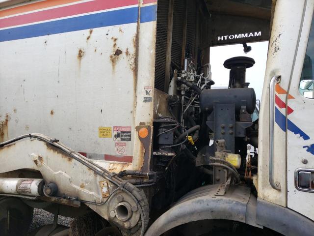 Autocar Llc Other Wx Image 9