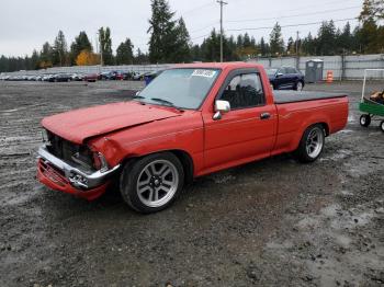  Salvage Toyota Pickup