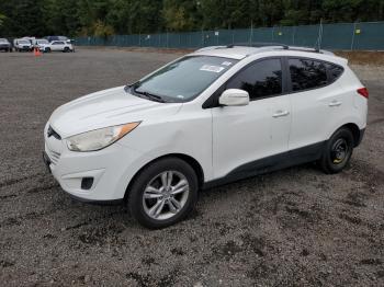  Salvage Hyundai TUCSON