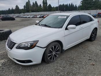  Salvage Chrysler 200