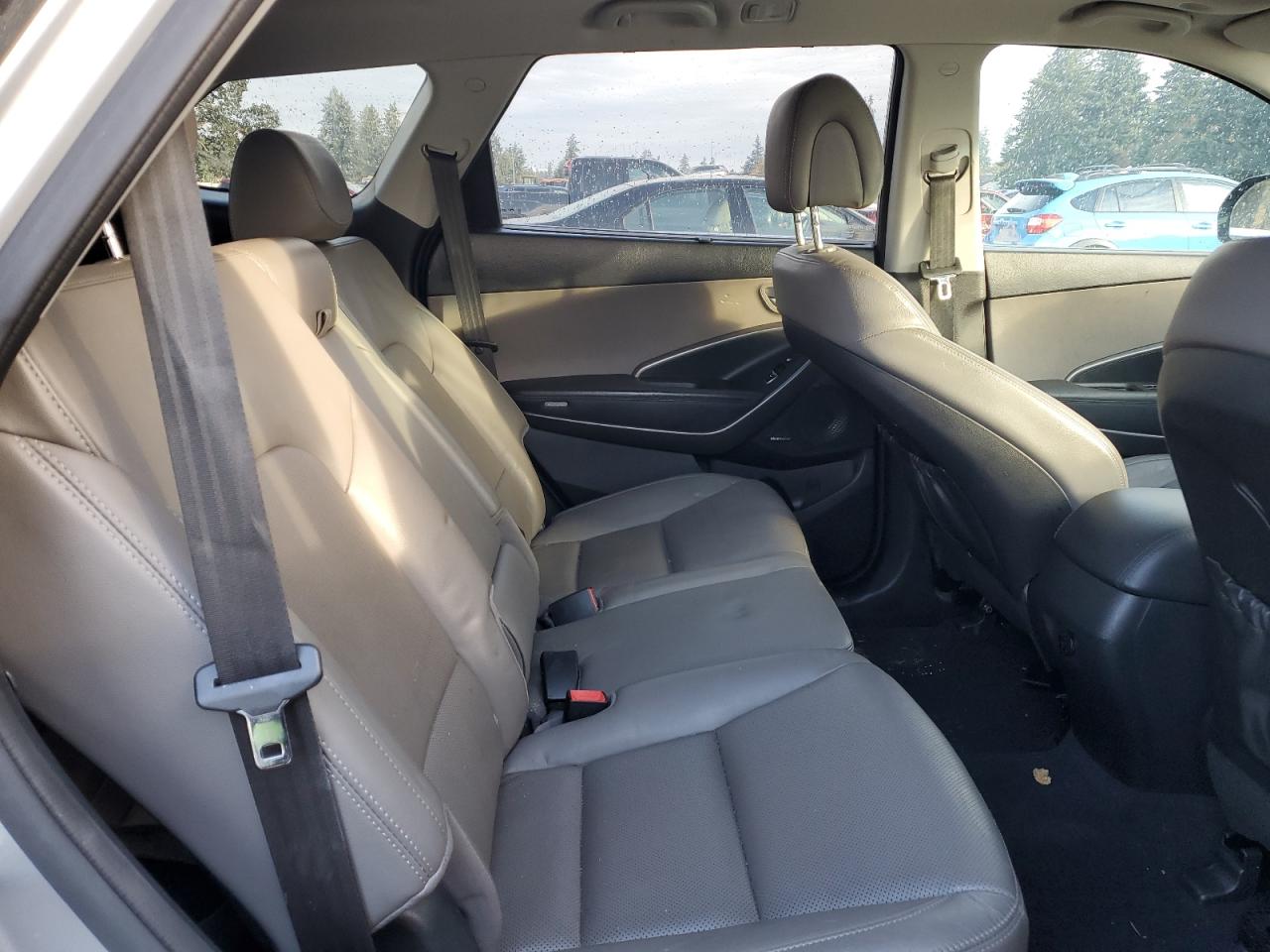 Hyundai SANTA FE Gls Image 6