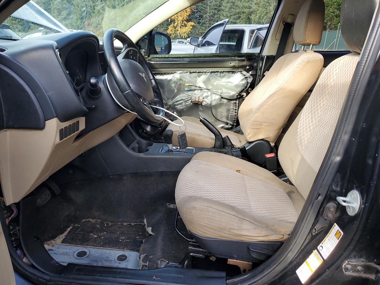 Mitsubishi Outlander Se Image 4