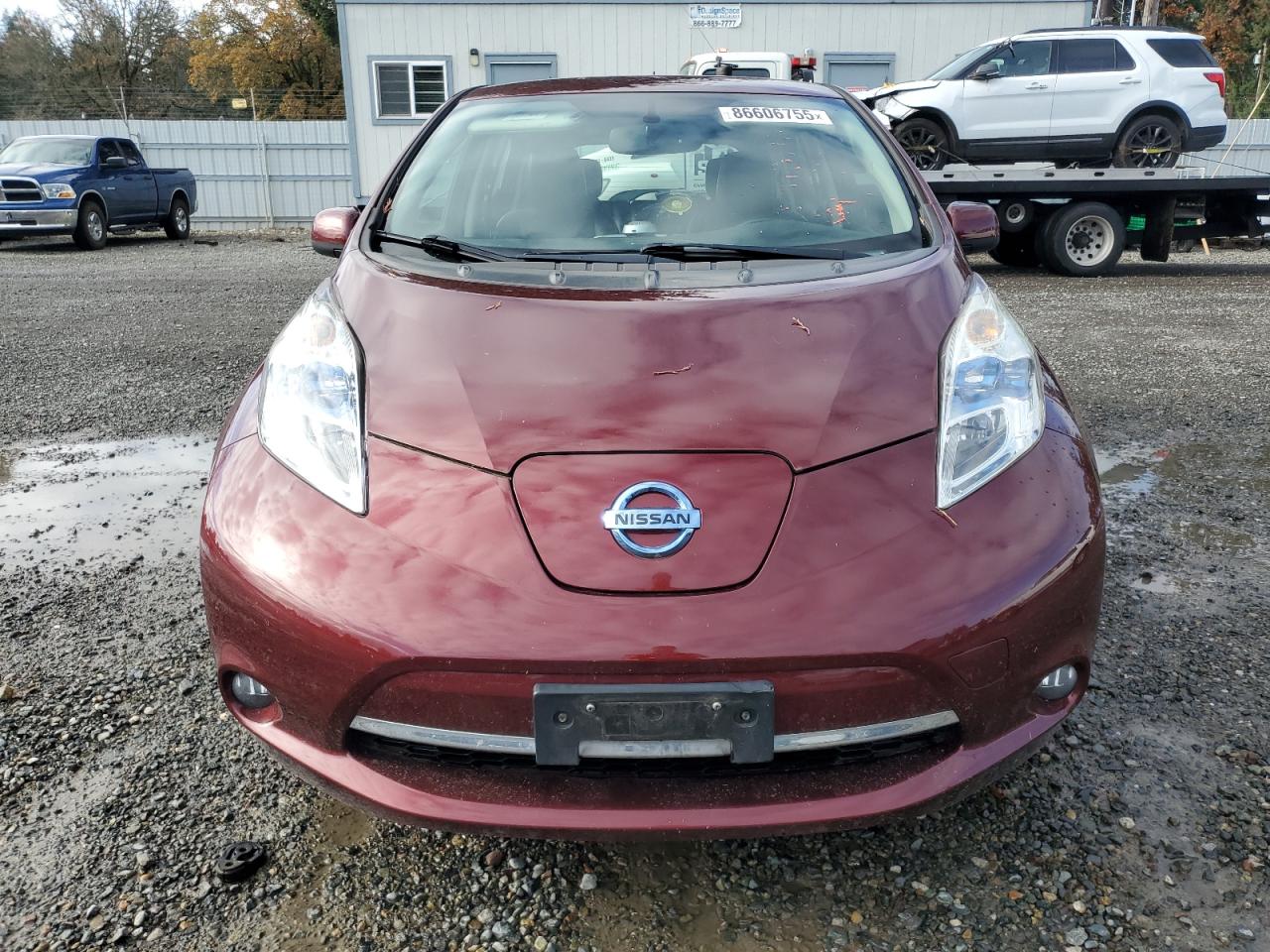 Nissan LEAF Sv Image 3