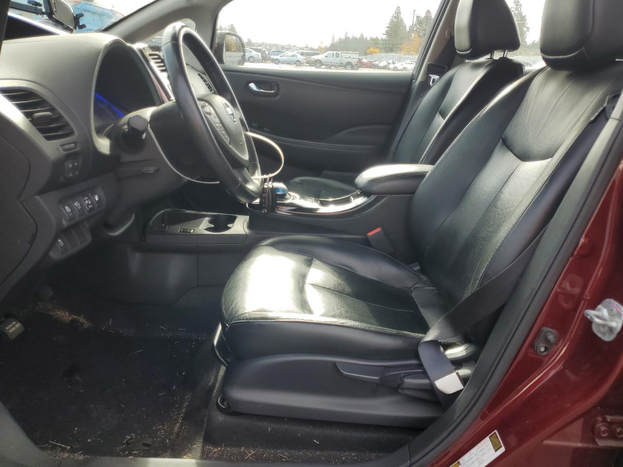 Nissan LEAF Sv Image 10