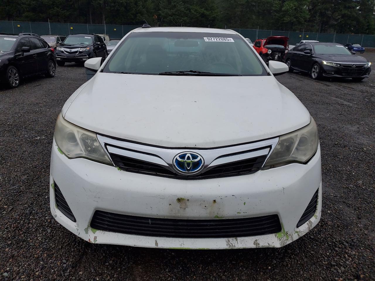 Toyota Camry Hybrid Image 5