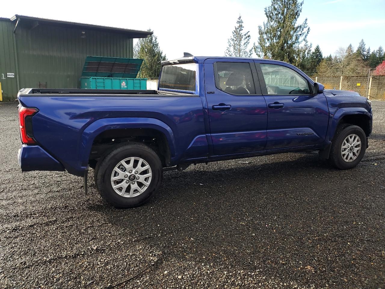 Toyota Tacoma Double Cab Image 9