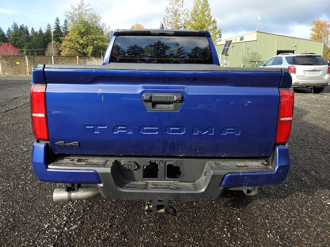 Toyota Tacoma Double Cab Image 8