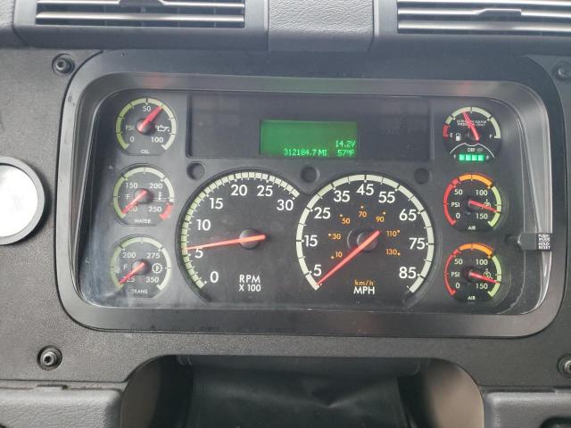 Freightliner Cascadia 1 Image 2