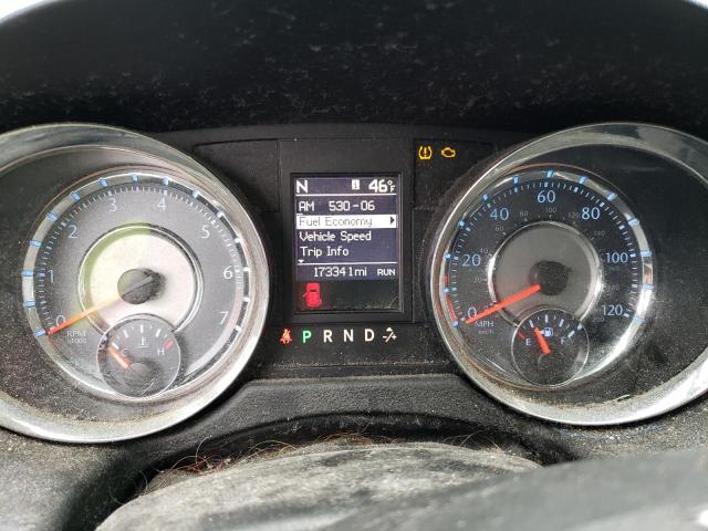 Chrysler Minivan Touring Image 11