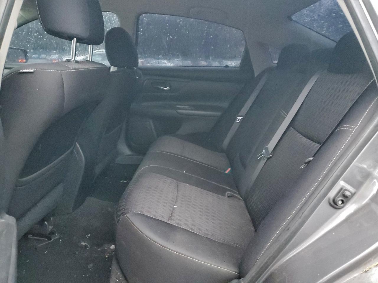 Nissan Altima 2.5 Image 6