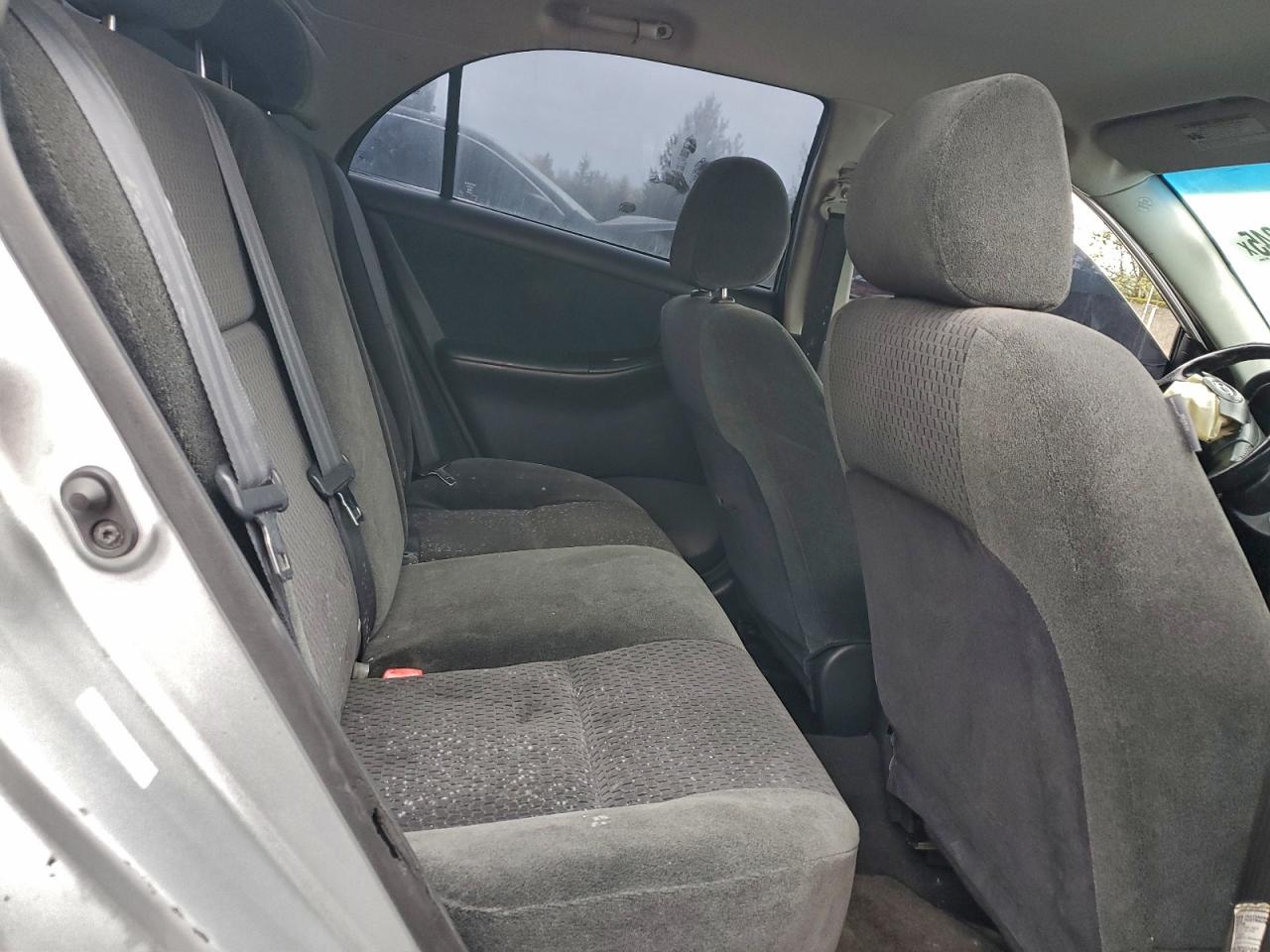 Toyota Corolla Ce Image 10