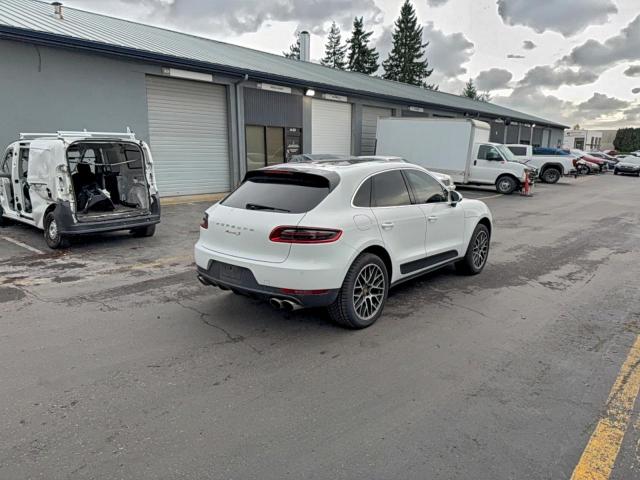 Porsche Macan S Image 4