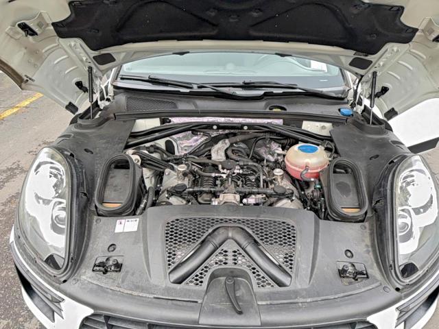 Porsche Macan S Image 6