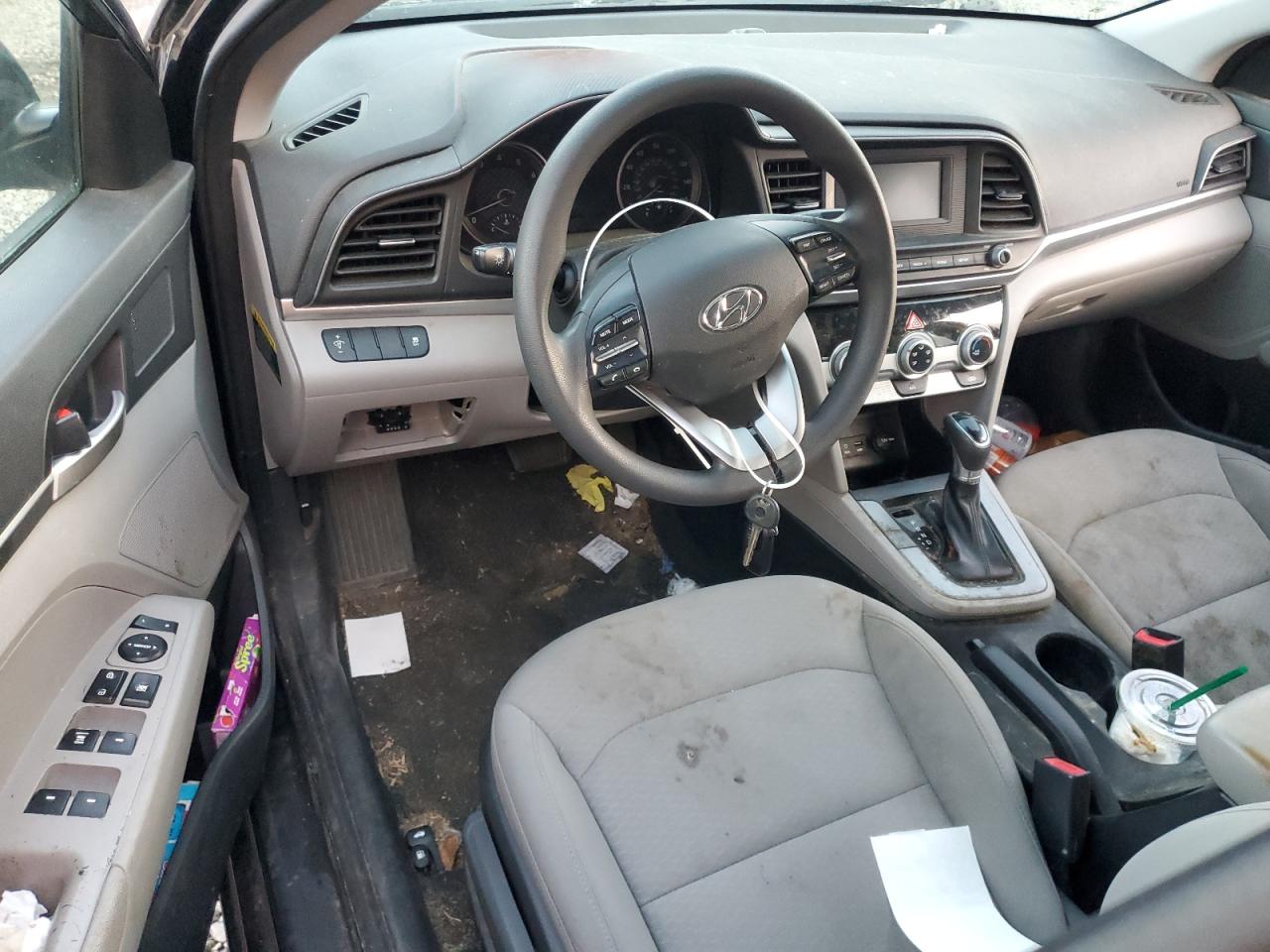 Hyundai ELANTRA Se Image 9