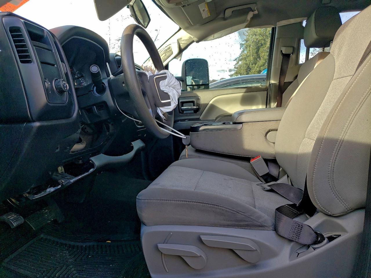 GMC Sierra C1500 Image 4