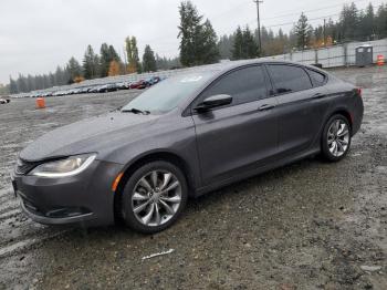  Salvage Chrysler 200