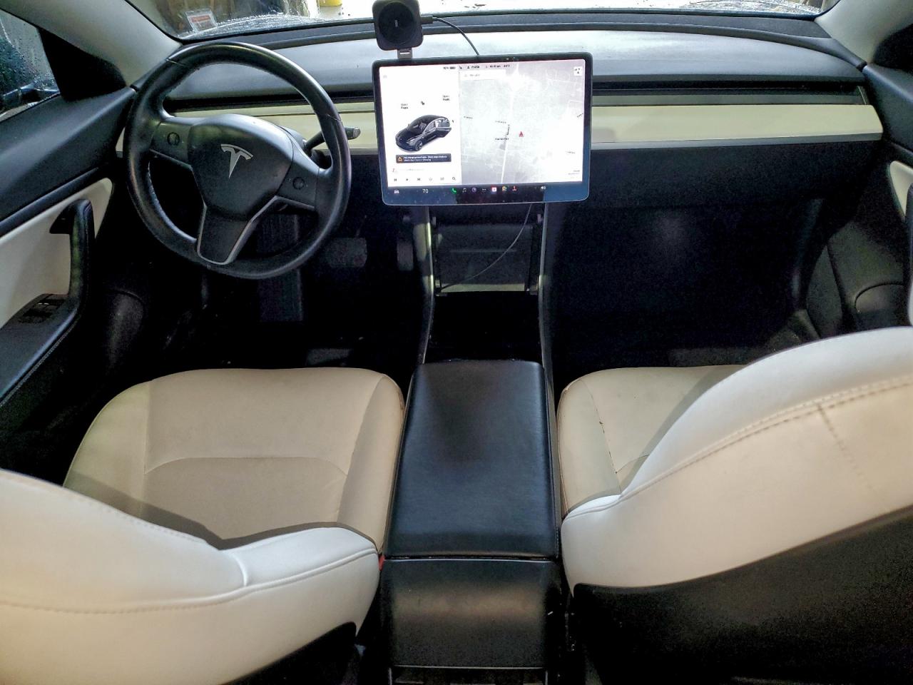 Tesla Model 3 Image 6