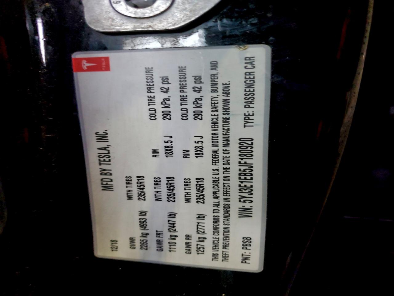 Tesla Model 3 Image 8