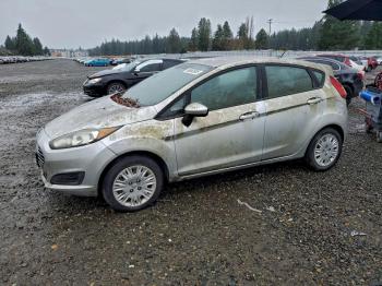  Salvage Ford Fiesta