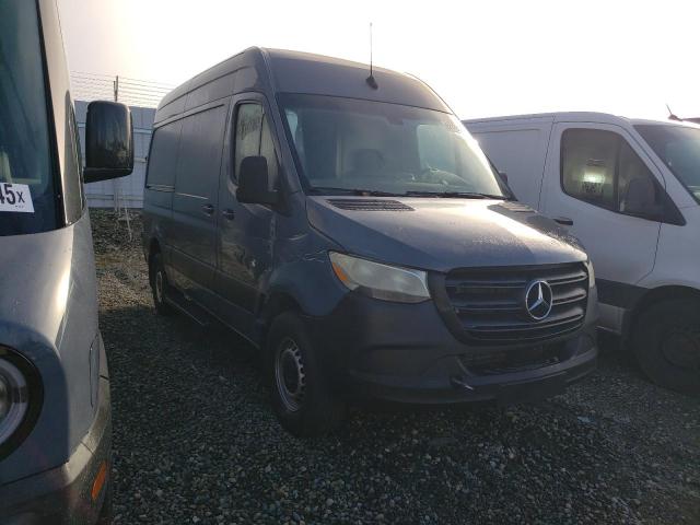 Mercedes-Benz Sprinter 2500/3500 Image 11