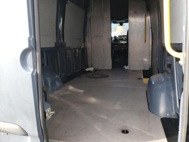 Mercedes-Benz Sprinter 2500/3500 Image 3