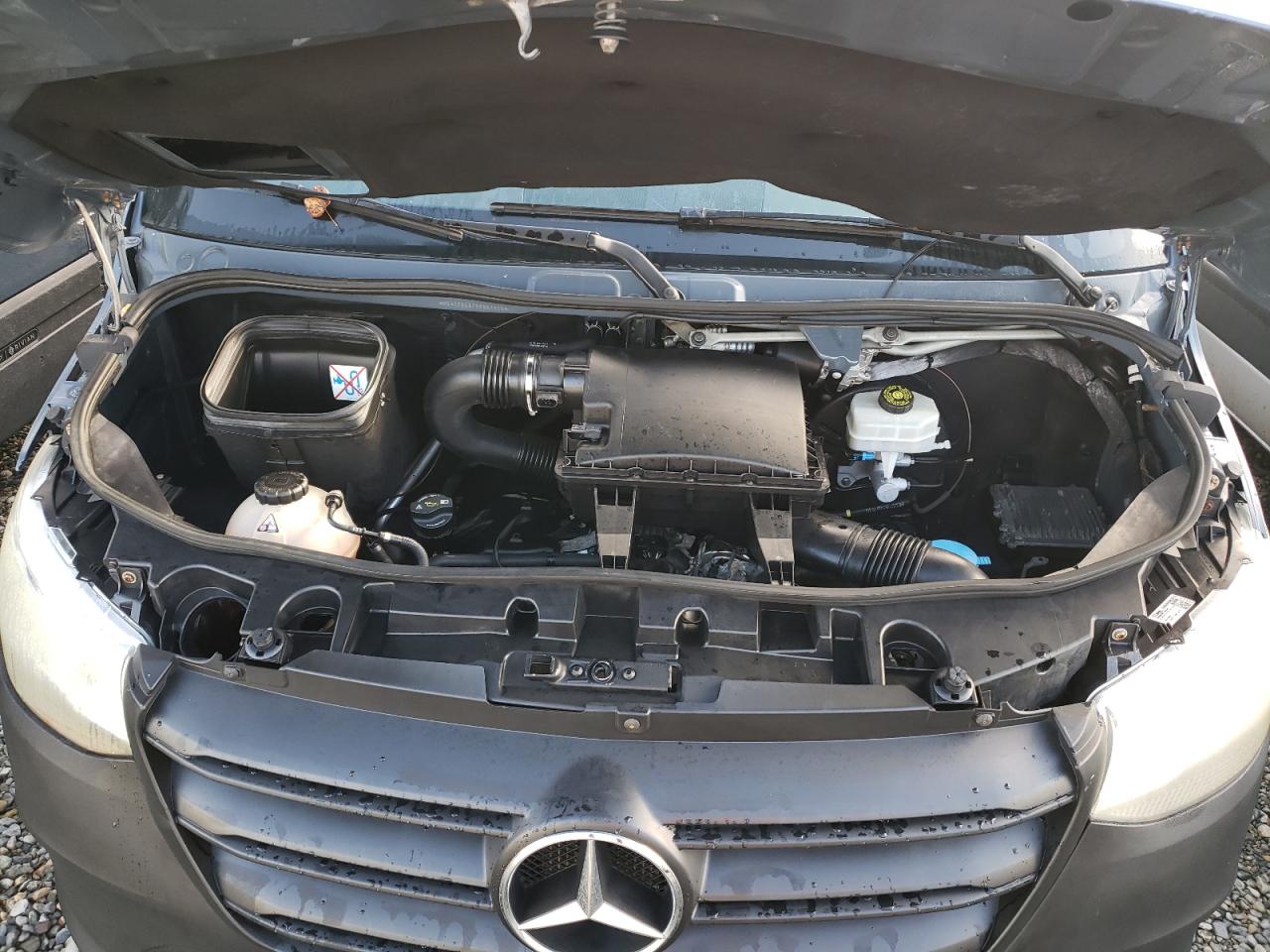 Mercedes-Benz Sprinter 2500/3500 Image 6