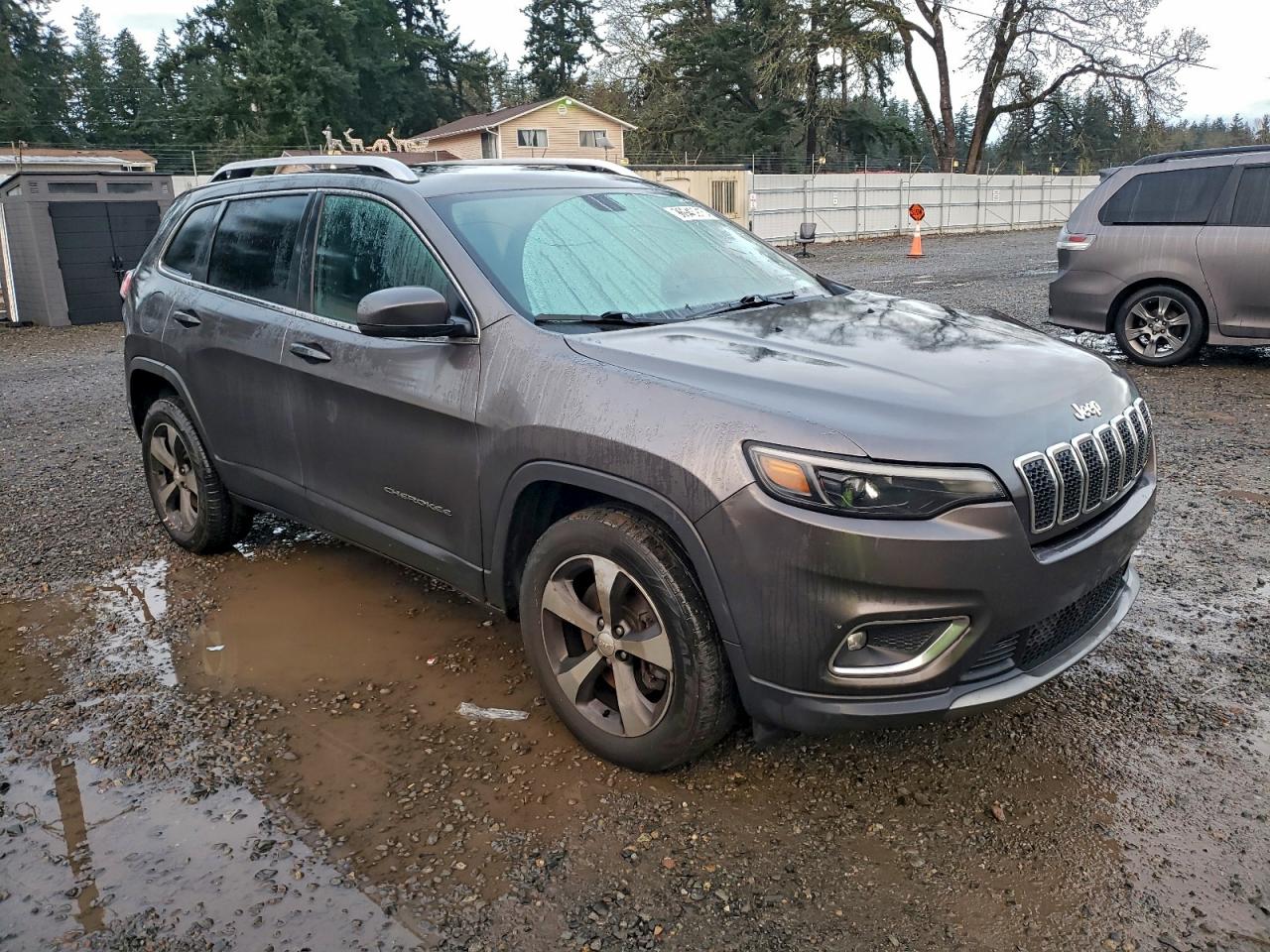Jeep Grand Cherokee Limited Image 3