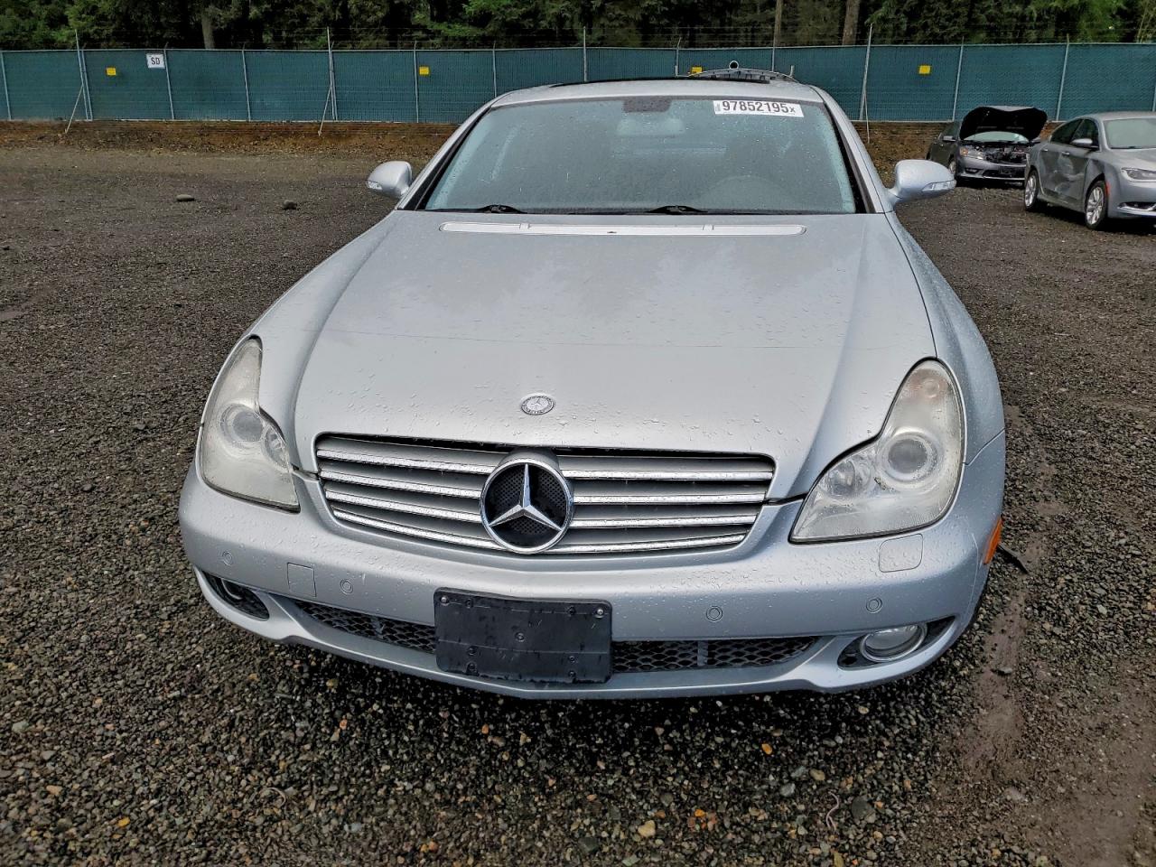 Mercedes-Benz Cls-class 550 Image 11