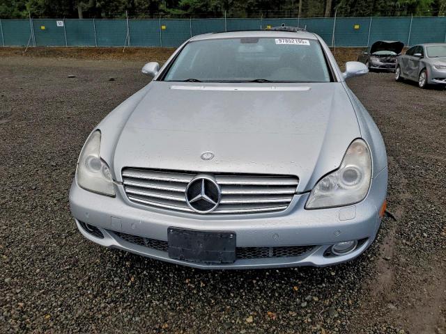 Mercedes-Benz Cls-class 550 Image 11