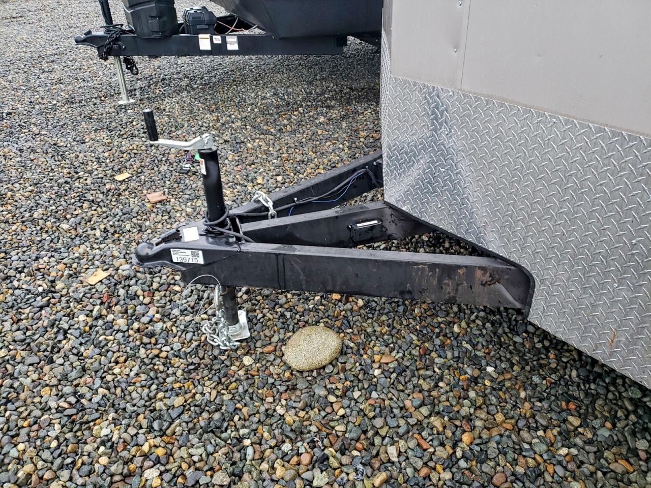 Interstate Enclosed Image 9