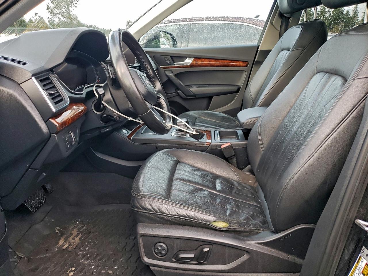 Audi Q5 Premium Plus Image 12