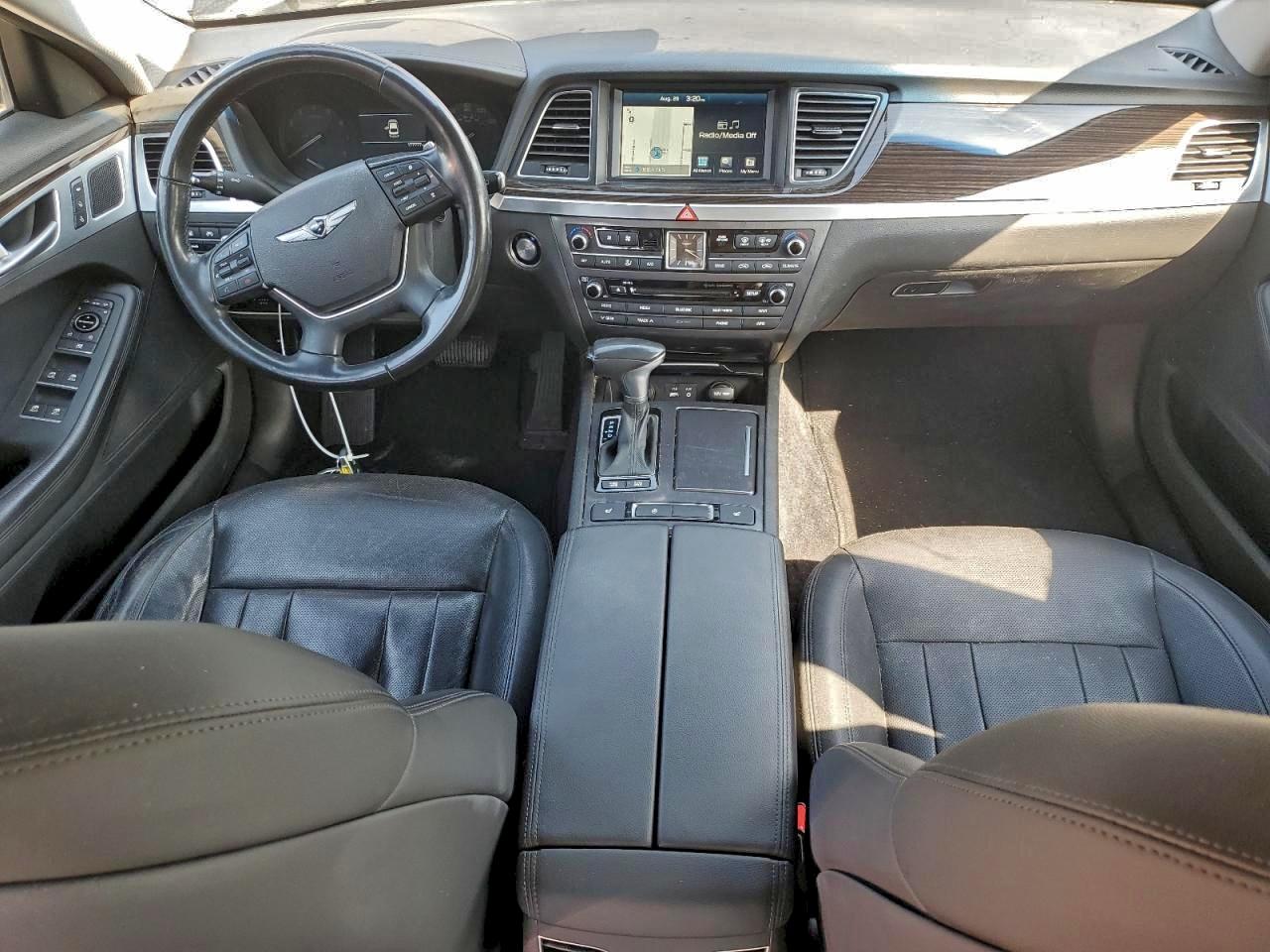 Genesis G80 Base Image 9