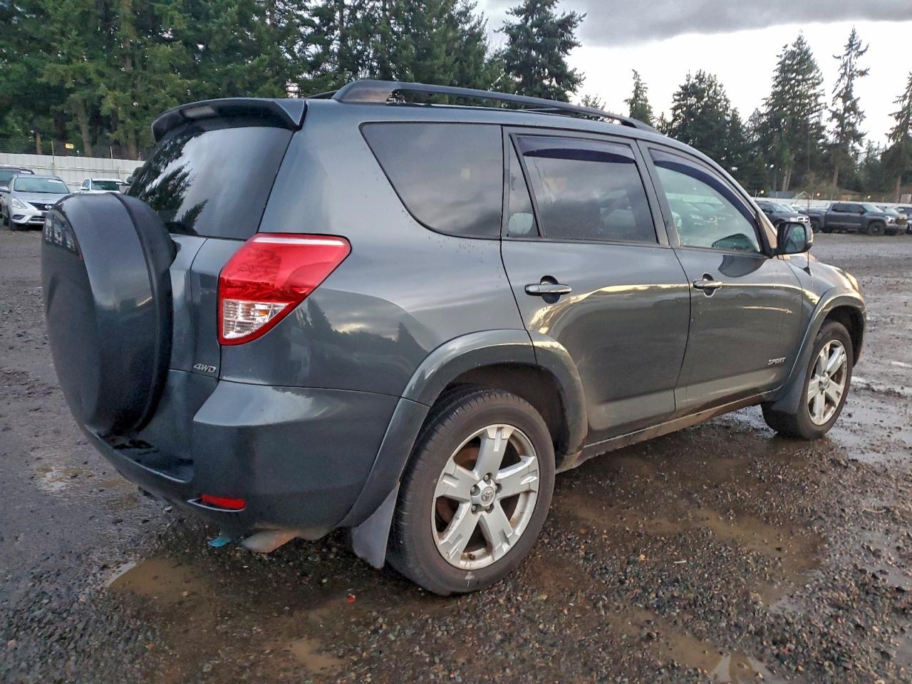 Toyota RAV4 Sport Image 12
