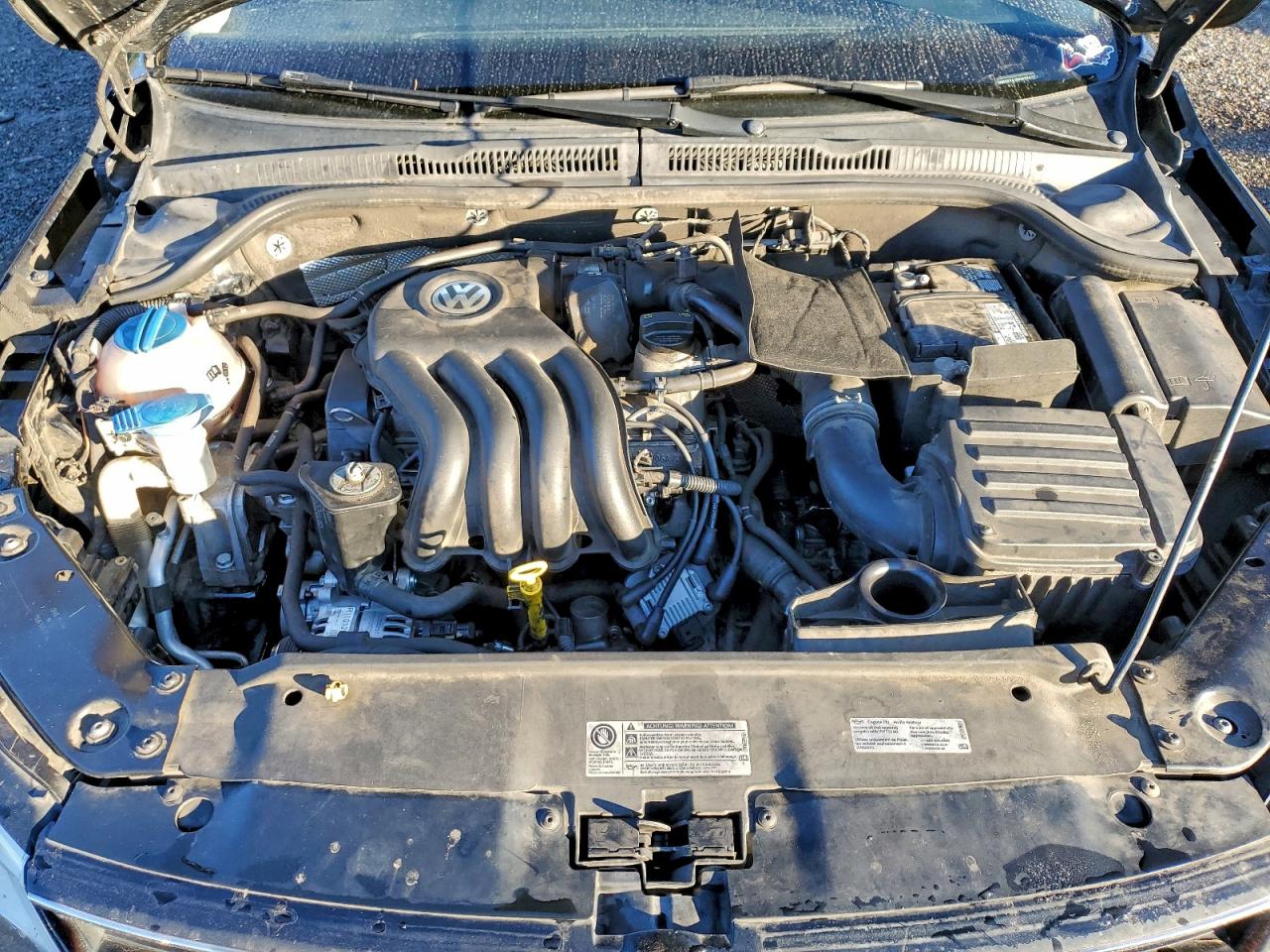 Volkswagen Jetta Base Image 11